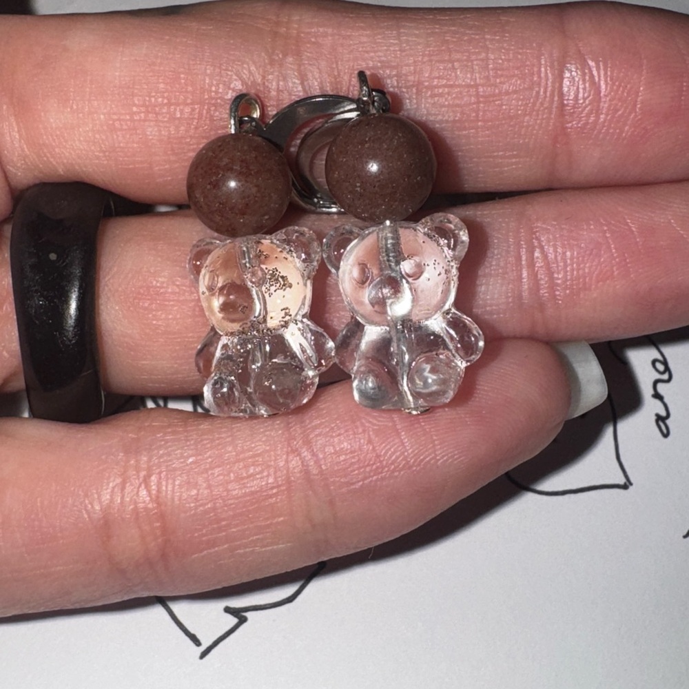 Clear glass bears with strawberry quarts accent Huggies